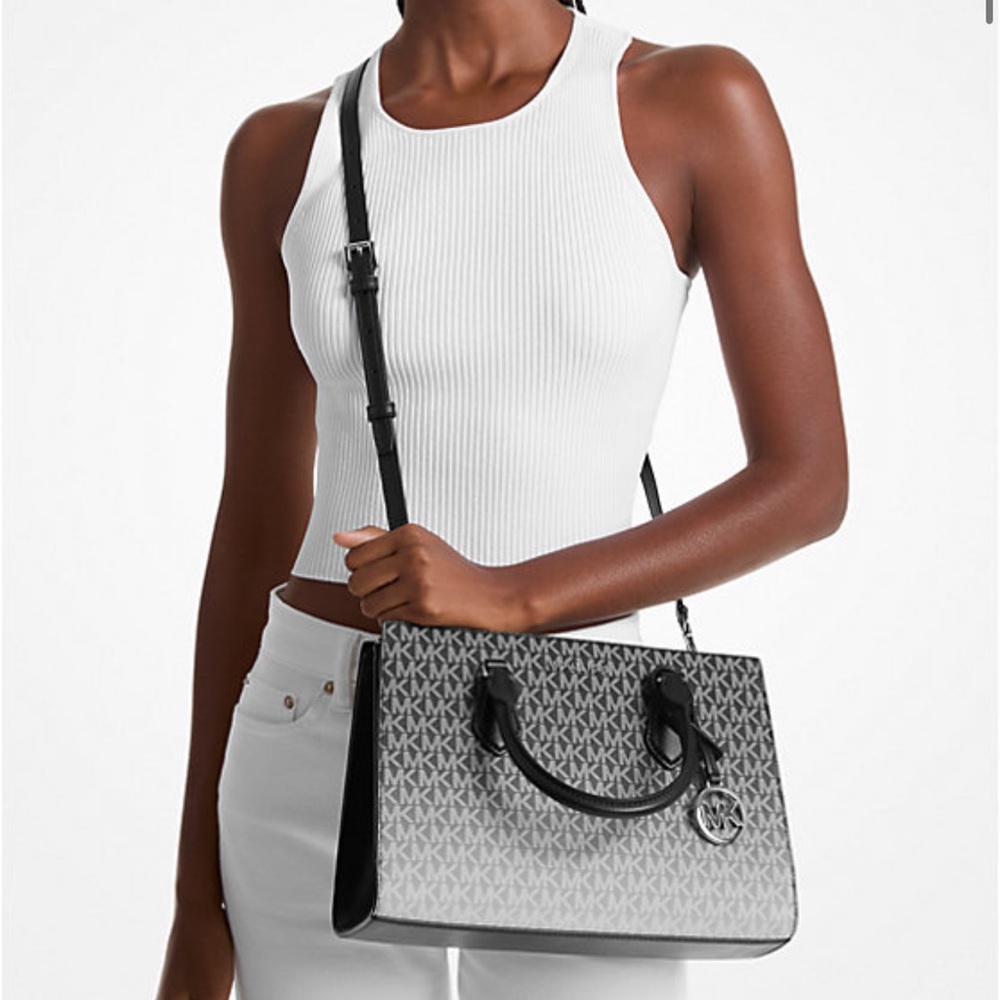 Michael Kors Sheila Medium Ombré Signature Logo Satchel
Black 
NWT - Picture 3 of 16